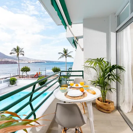 Coast Views Διαμέρισμα *